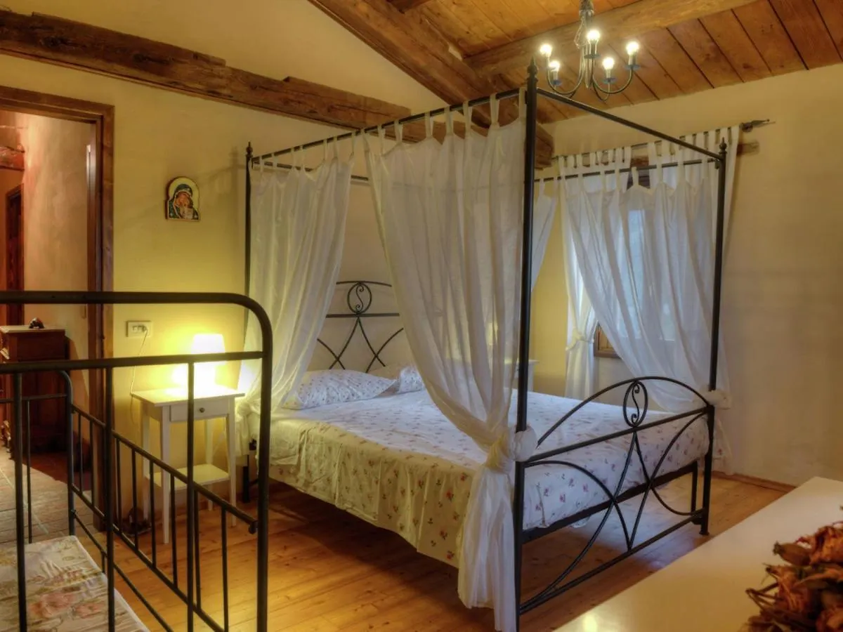 Scenic Holiday Home In Modigliana With Fenced Garden